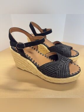 Gentle Souls by Kenneth Cole Nomi Black Raffia Espadrille Wedge Sandals Size 6.5